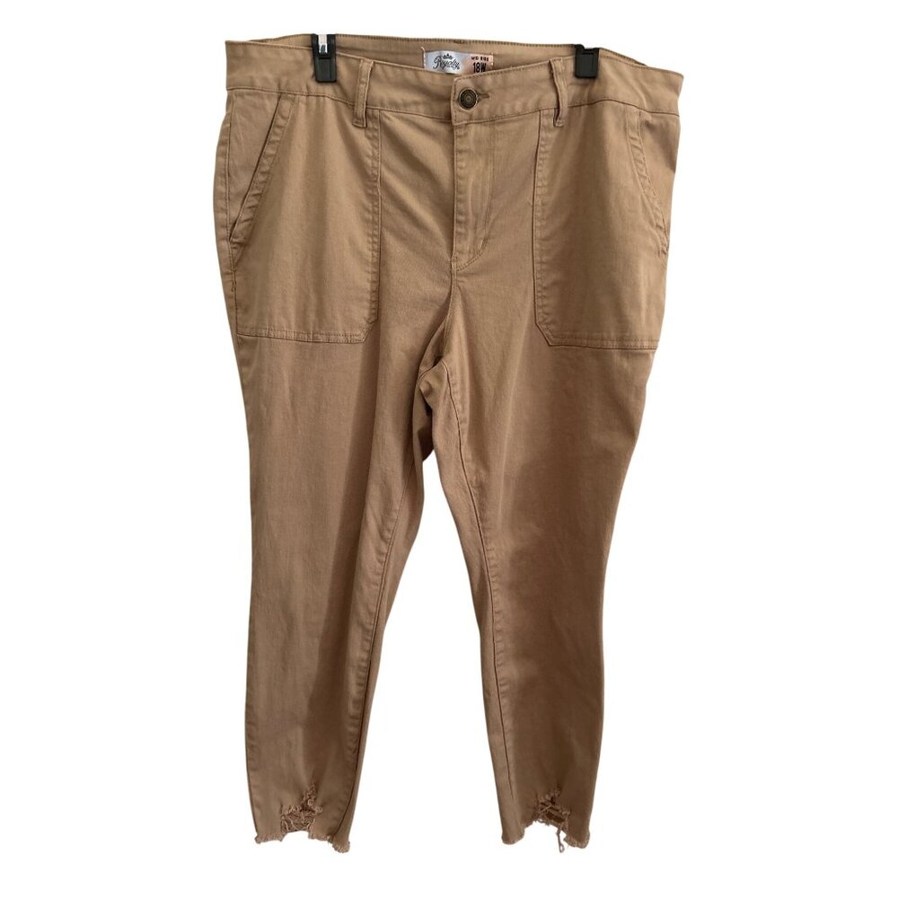Royalty For Me Womens High Rise Frayed Hem Cropped Pants 18W Tan Casual Stretch